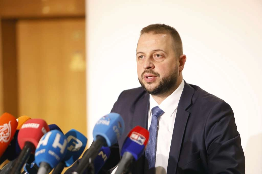 KUKAVICE Nešković: Priča da se napuštanjem sjednice Doma naroda štiti volja srpskog naroda je jadna